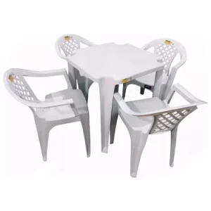  Mesa com 4 Cadeiras Tramontina.